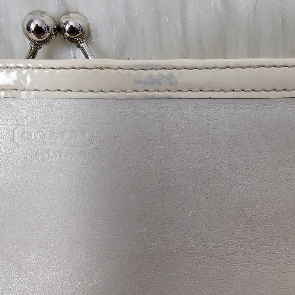 Coach Soho Rare Kisslock Framed Vintage Leather Ivory Clutch Wristlet Bag - Picture 12 of 12
